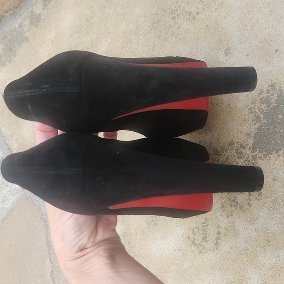 Christian Louboutin Bibi 140mm Platform High Heels with Platform in Black Suede - Picture 10 of 14